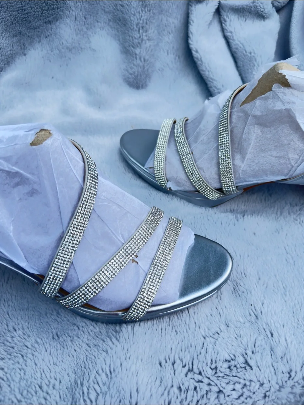 Brand New Naturalizer Women’s Brenta2, Silver  Heeled Sandal size 10 Wide
